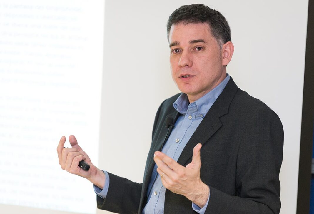 Ram&oacute;n Salaverr&iacute;a