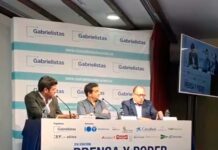 La prensa local reivindica su papel para contar lo que ocurre fuera del foco nacional