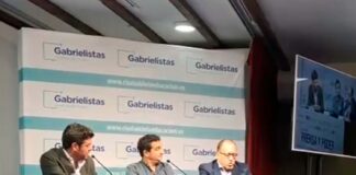 La prensa local reivindica su papel para contar lo que ocurre fuera del foco nacional